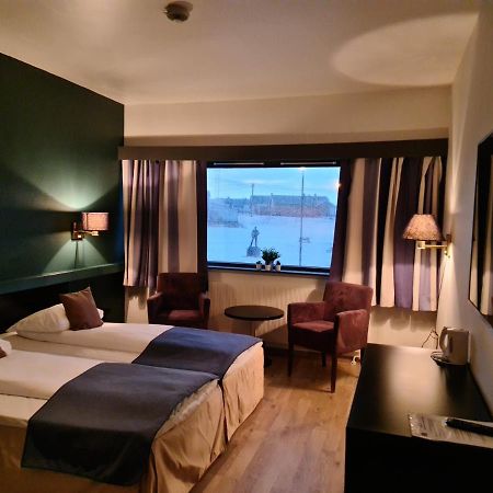 Vardo Hotel Exterior photo
