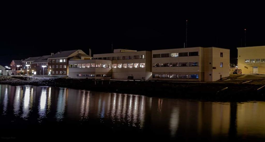 Vardo Hotel Exterior photo